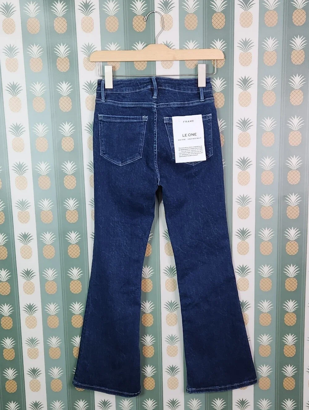 Frame Le.One Cropped Mini Boot in Ackerman - Picture 6 of 10